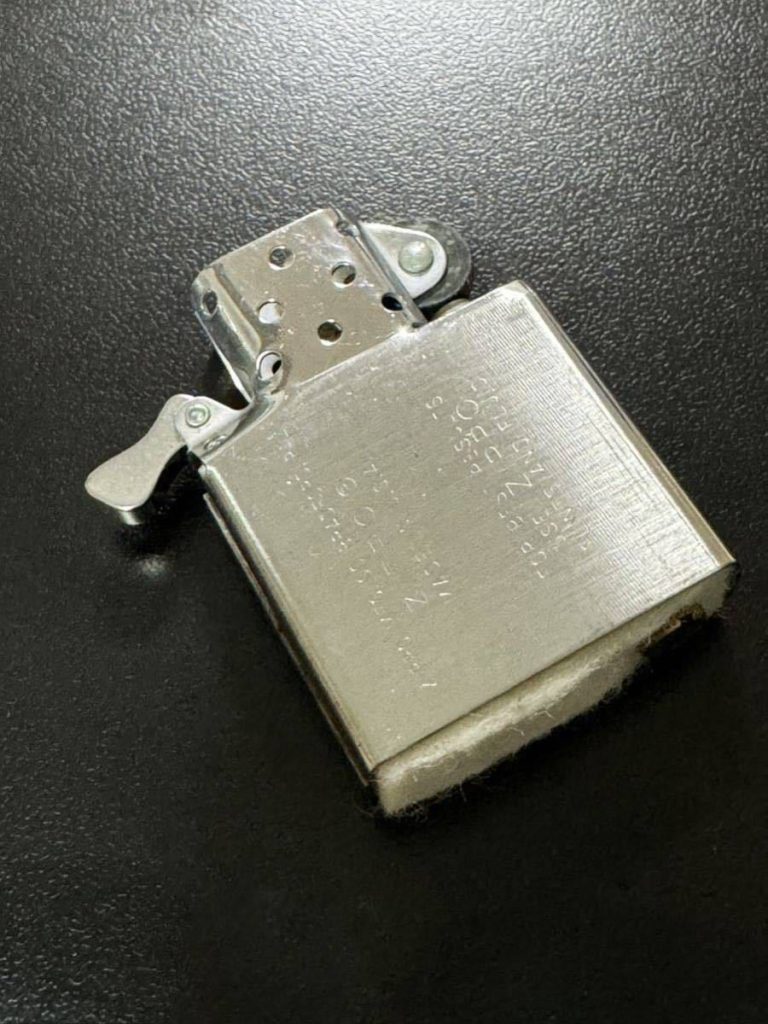 Zippo Marlboro 银牛